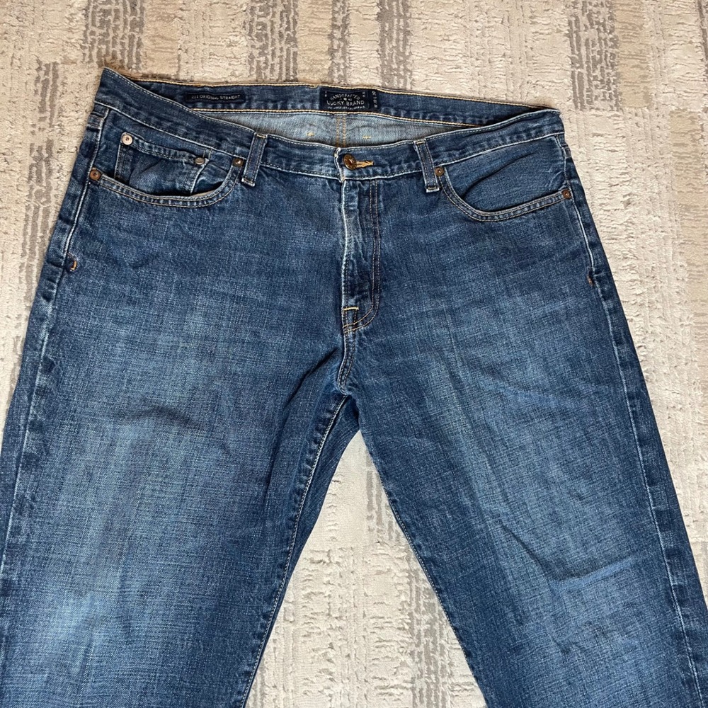 Lucky Brand 221 Original Straight Mens Blue Jeans 38x30 Medium Wash - Picture 9 of 12